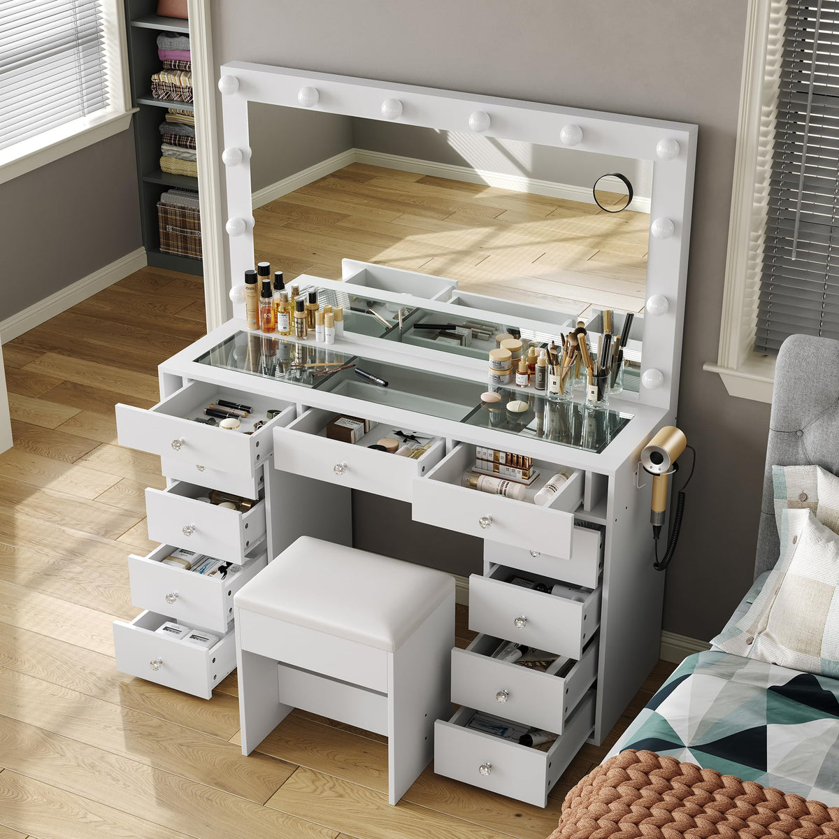 White Vanity Desk with Mirror and Chair A881111